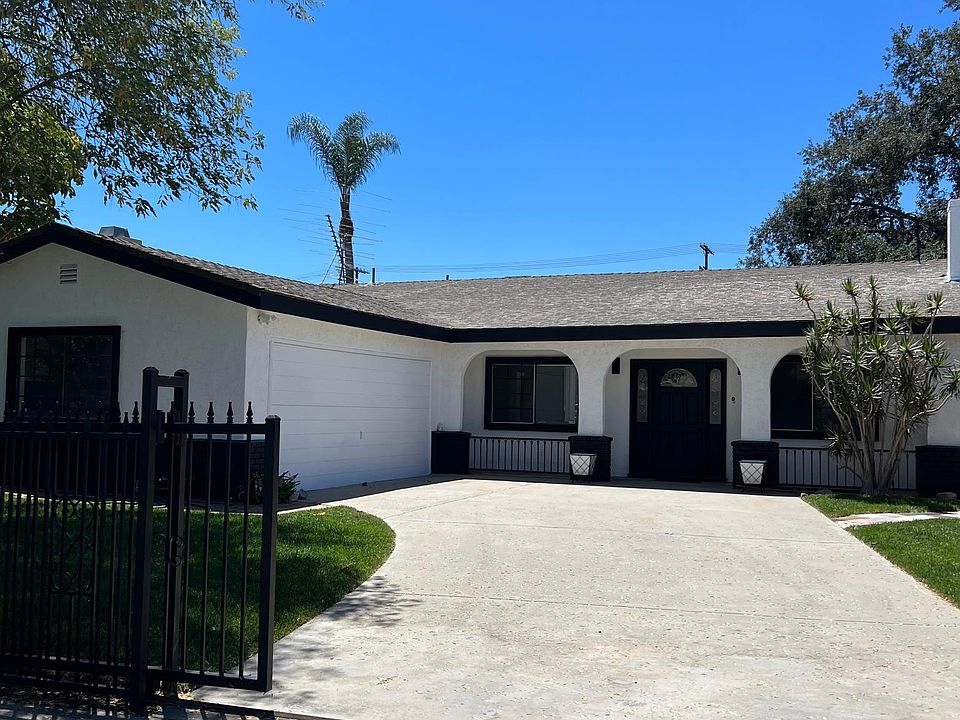1st image of 7639 Alcove Ave