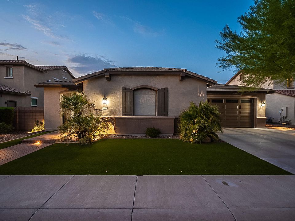 1st image of 1214 E Grand Canyon Dr