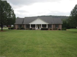 1366 Becks Nursery Rd, Lexington, NC 27292