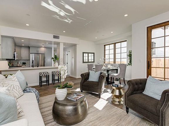 5th image of 388 S Los Robles Ave #106