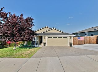 396 Sienna Hills Dr, Eagle Pt, OR 97524