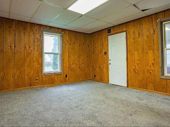 2nd image of 1010 E Nebraska Ave