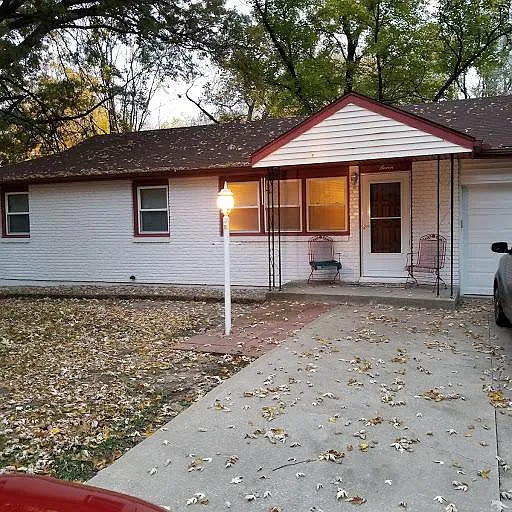 Quality front drive way entrance with plenty of parking room. Plus a nice single car garage for the winter months.