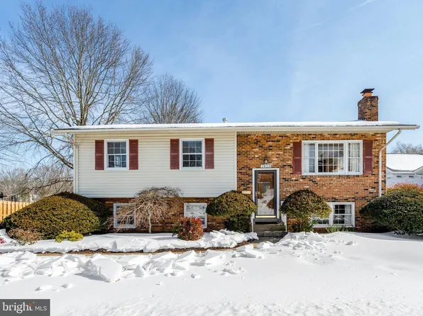 7413 Forrester Ln, Manassas, VA 20109