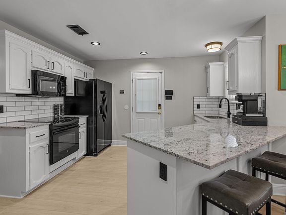 5th image of 1148 Elvin Dr