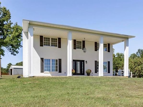 10715 Calico Rd, Fletcher, MO 63030