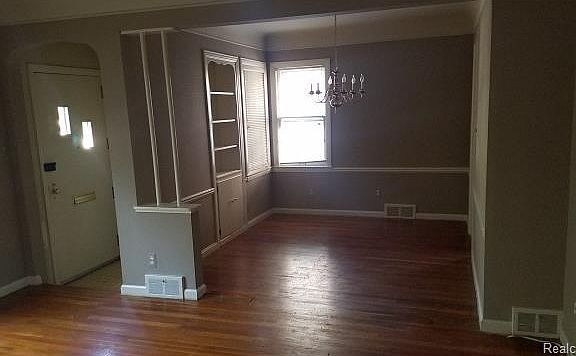3rd image of 21216 Hunt Club Dr