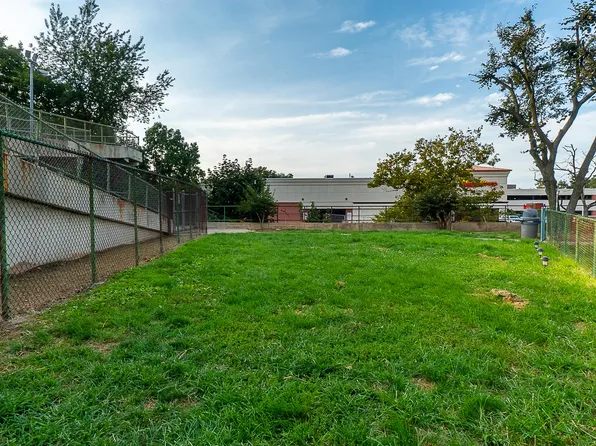 90-50 Union Turnpike image 22 of 23