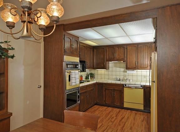 4th image of 360 Heather Way