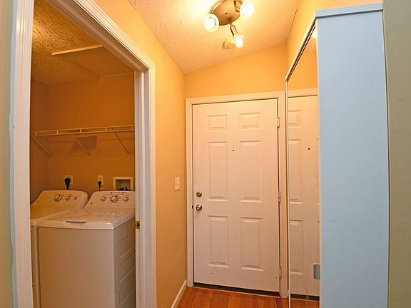 2nd image of 5570 Harbourwatch Way APT 204
