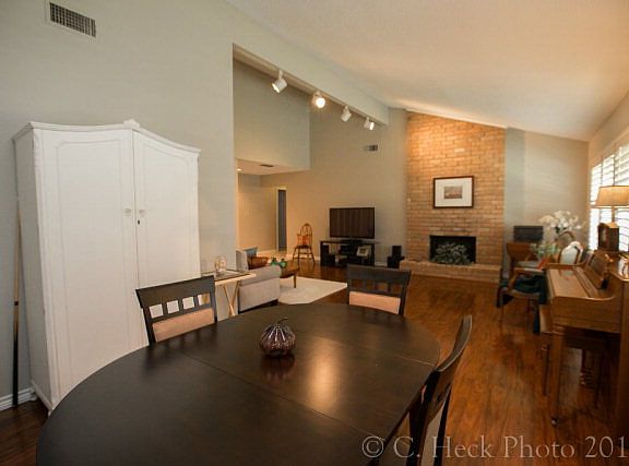 3rd image of 3326 Maxwell Dr