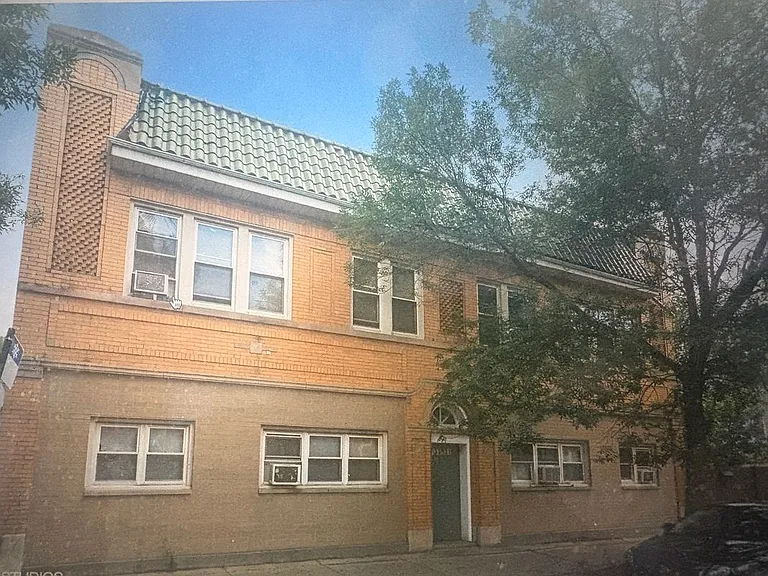 2731 N Austin Ave #3 — Photo 9