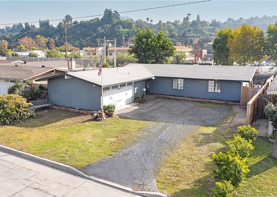 1st image of 1114 E Lemon Ave