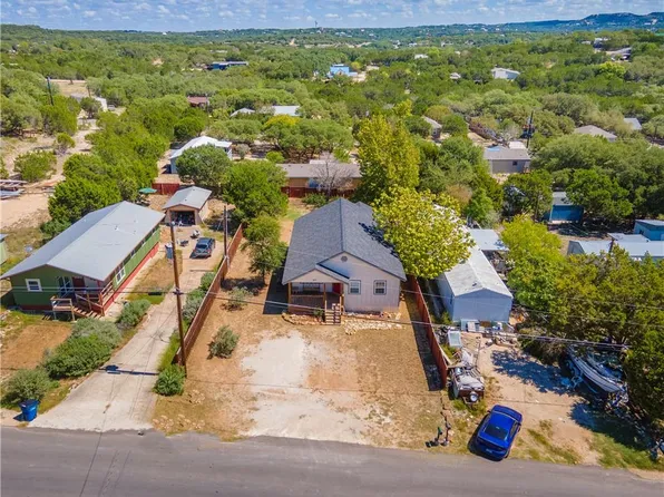 691 Tamarack Dr, Canyon Lake, TX 78133