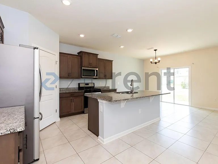 86135 Railway Pl — Photo 13
