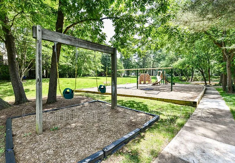 2107 Golf Course Dr — Photo 37