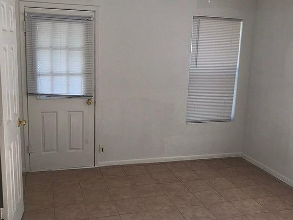 5th image of 416 W Church Ave
