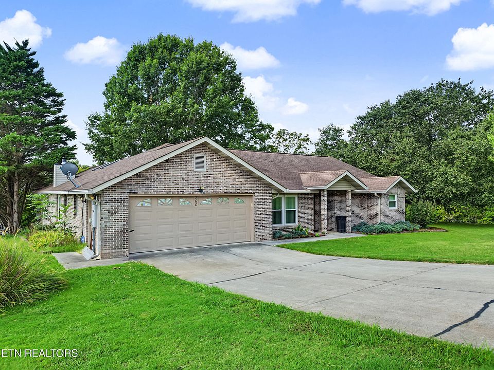 1st image of 760 Gates Ln