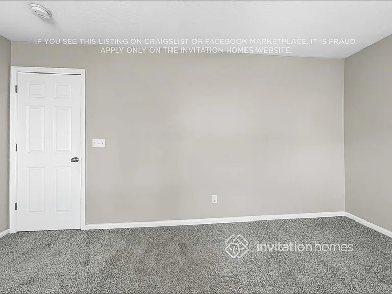 7644 Dobbs Dr — Photo 12