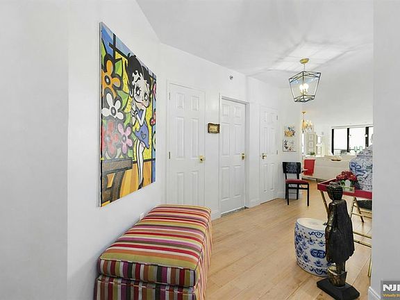 5th image of 900 Palisade Ave APT 17C