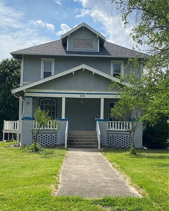 1st image of 301 S Stewart St