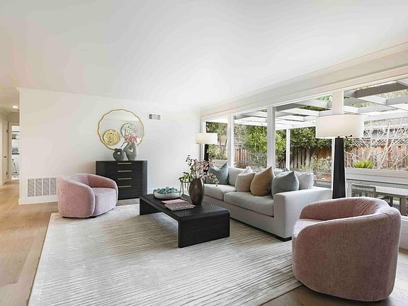 4th image of 1765 Fallen Leaf Ln