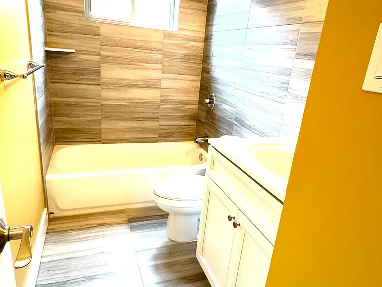 471 Stewart Ave #2 — Photo 11
