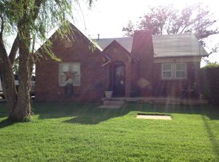 1207 Nassau St, Plainview, TX 79072