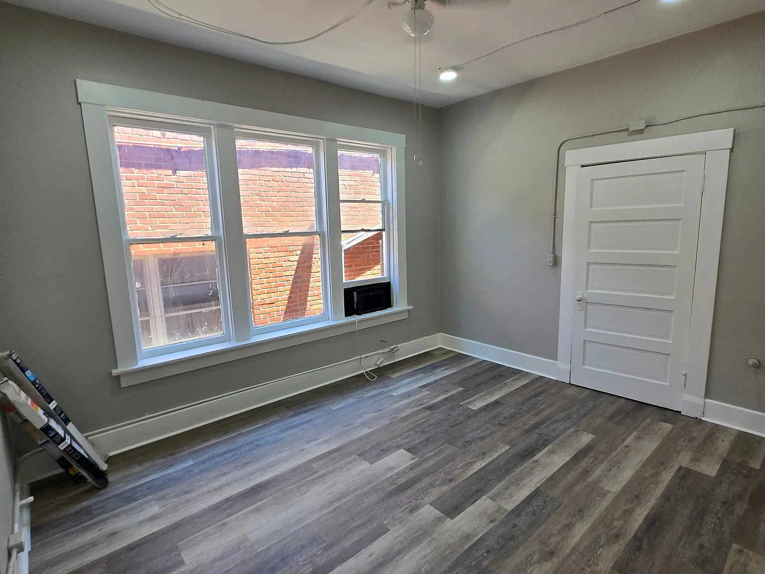 1 bed, 1.0 bath, 400 sqft, $850 — Photo 3