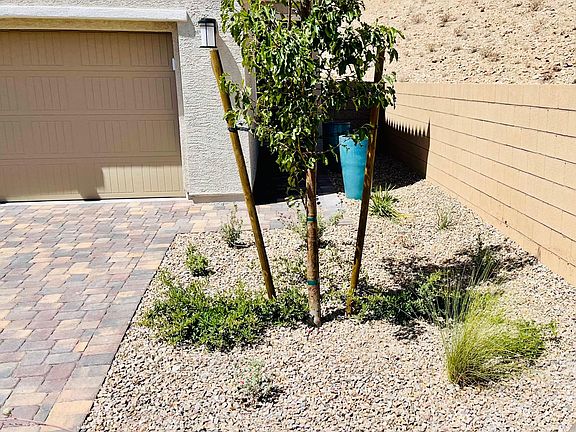 3rd image of 11 Castleton Tower Ct