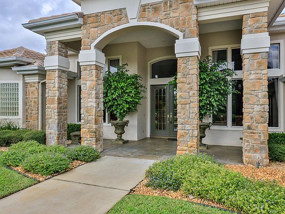 4th image of 1108 Oxbridge Ln