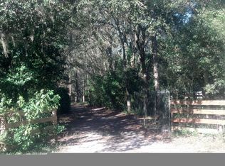 18618 N 30th St, Lutz, FL 33559