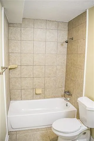 1815 Western Avenue Ext #7 — Photo 9