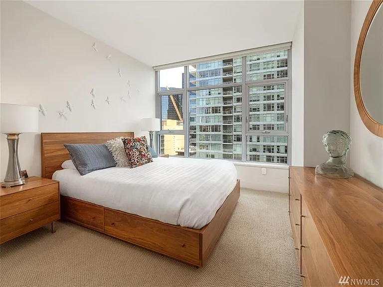 583 Battery St #1708 — Photo 6