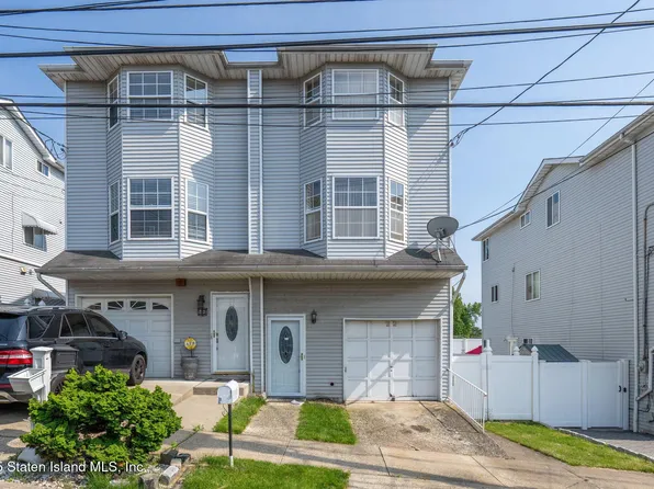 22 Kermit Ave, Staten Island, NY 10305
