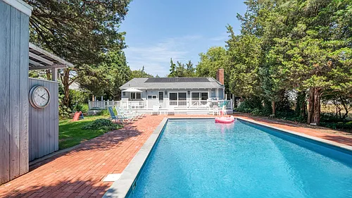 284 Kings Point Rd Photo 1