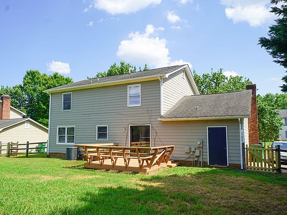 4th image of 11521 Watermoss Ln