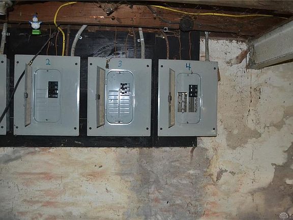 5th image of 518 Kolping Ave
