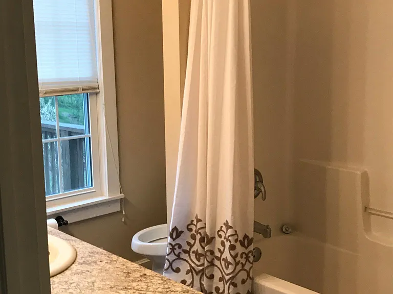 2nd bathroom