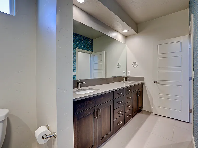 3045 S Shadywood Way — Photo 4