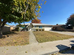 398 W Spring Ln, Lemoore, CA 93245