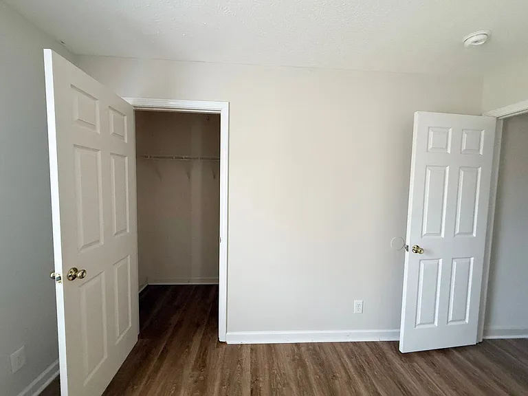 1320 Carolina Ave — Photo 25