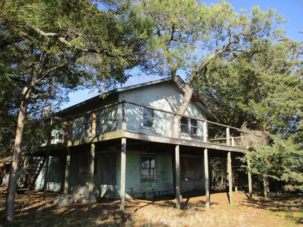 27665 Metompkin Bay Dr, Parksley, VA 23421