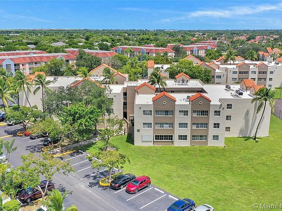 4th image of 6175 NW 186th St APT 301