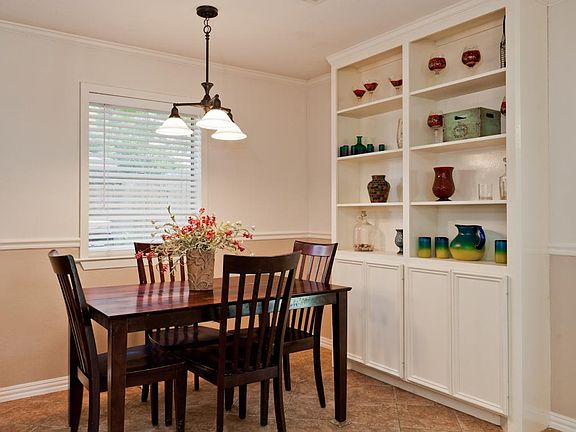 Breakfast area with beautiful built ins