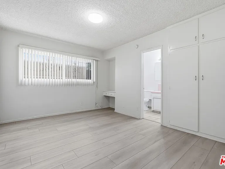 2332 S Beverly Glen Blvd #3 — Photo 6