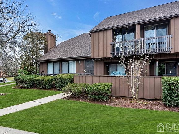 2nd image of 22 Kingsberry Dr #22