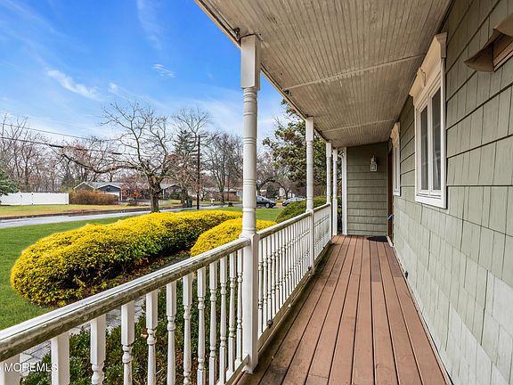 2nd image of 59 Winchester Dr