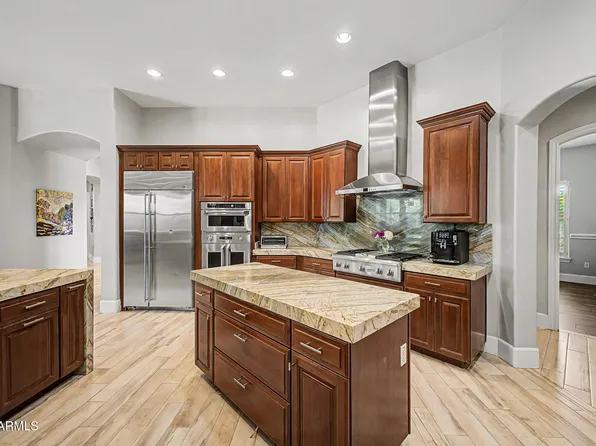2460 E VAUGHN Avenue, Gilbert, AZ 85234