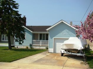924 N Shore Dr, Brigantine, NJ 08203